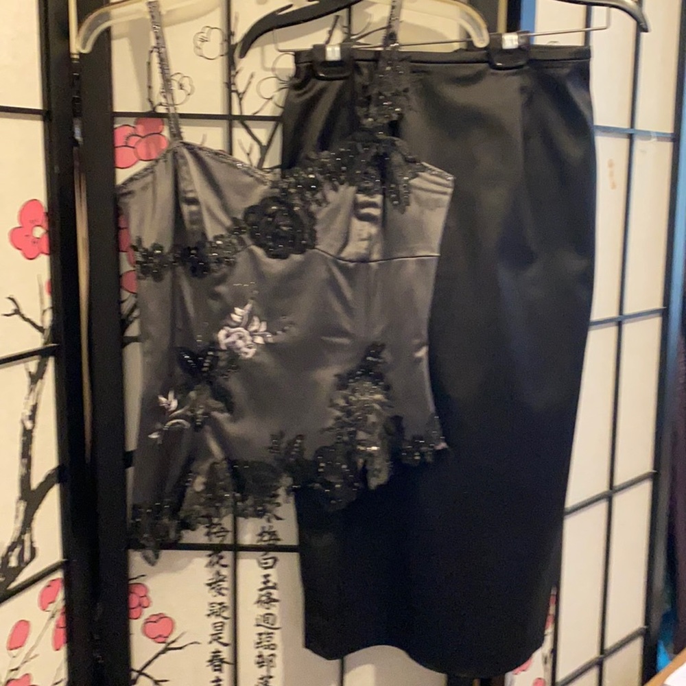 Beautiful 2 piece set only worn once